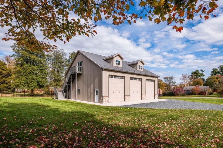 Custom Garage and Apartment in Gaithersburg, PA